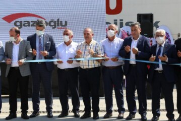 GAZİOĞLU ŞİRKETLER GRUBU’NUN PETROL OFİSİ VE KÖŞK OTEL AÇILIŞI HOPA’DA YAPILDI