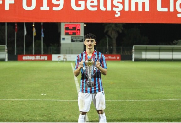 Artvinli Yeni Bir Yıldız Doğuyor Gururumuz Batuhan Günaldı’nın Takımı Trabzonspor U 19 Şampiyon Oldu