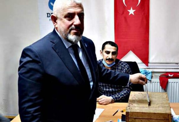 DEVA PARTİSİ 1. OLAĞAN ARHAVİ İLÇE KONGRESİ YAPILDI