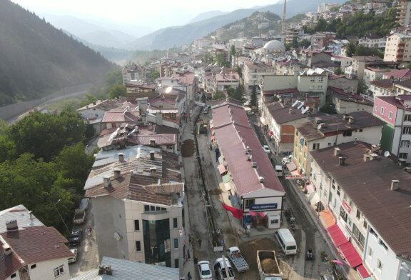 ŞAVŞAT BELEDİYESİ, ÜST YAPI ÇALIŞMALARINA HIZLA DEVAM EDİYOR