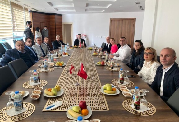 HOPA’DA GÜNDEM SARP SINIR KAPISI
