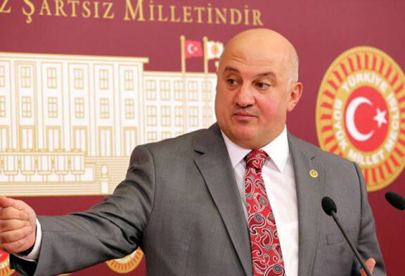 BAYRAKTUTAN GAZETECİLER GÜNÜ MESAJI YAYINLADI