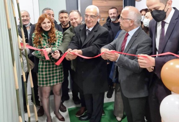 HOPA’DA YENİ BİR İŞYERİ DAHA AÇILDI