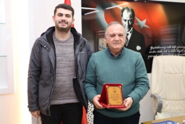 AÇÜ MİMARLIK FAKÜLTESİ ÖĞRENCİLERİNDEN BAŞKAN KURDOĞLU’NA ZİYARET.