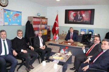 AYDIN’DAN BATUM TÜRK OKULUNA ZİYARET