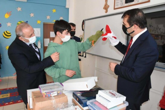 ŞAVŞAT’TA ÖZEL ÖĞRENCİLER İLE KUKLA OYUNU